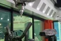 16-осевой двухстанционный 3D-станок для лазерной резки труб
